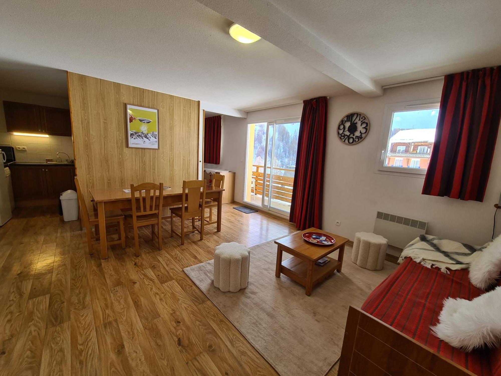 Grand Appartement Meuble La Foux D'Allos T3 6 A 8 Personnes Extérieur photo